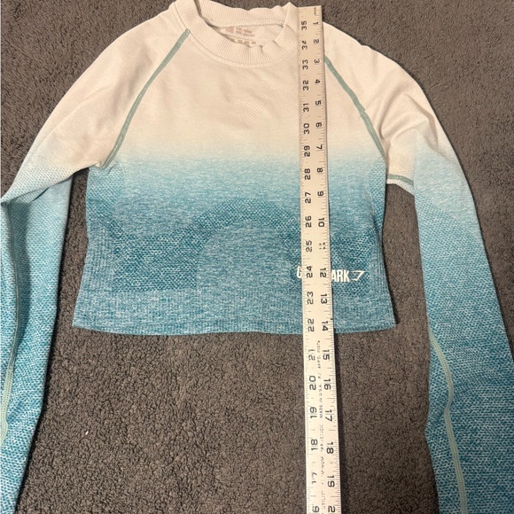 Gymshark Women's Gradient Long Sleeve Top - Size XS - Picture 3 of 4